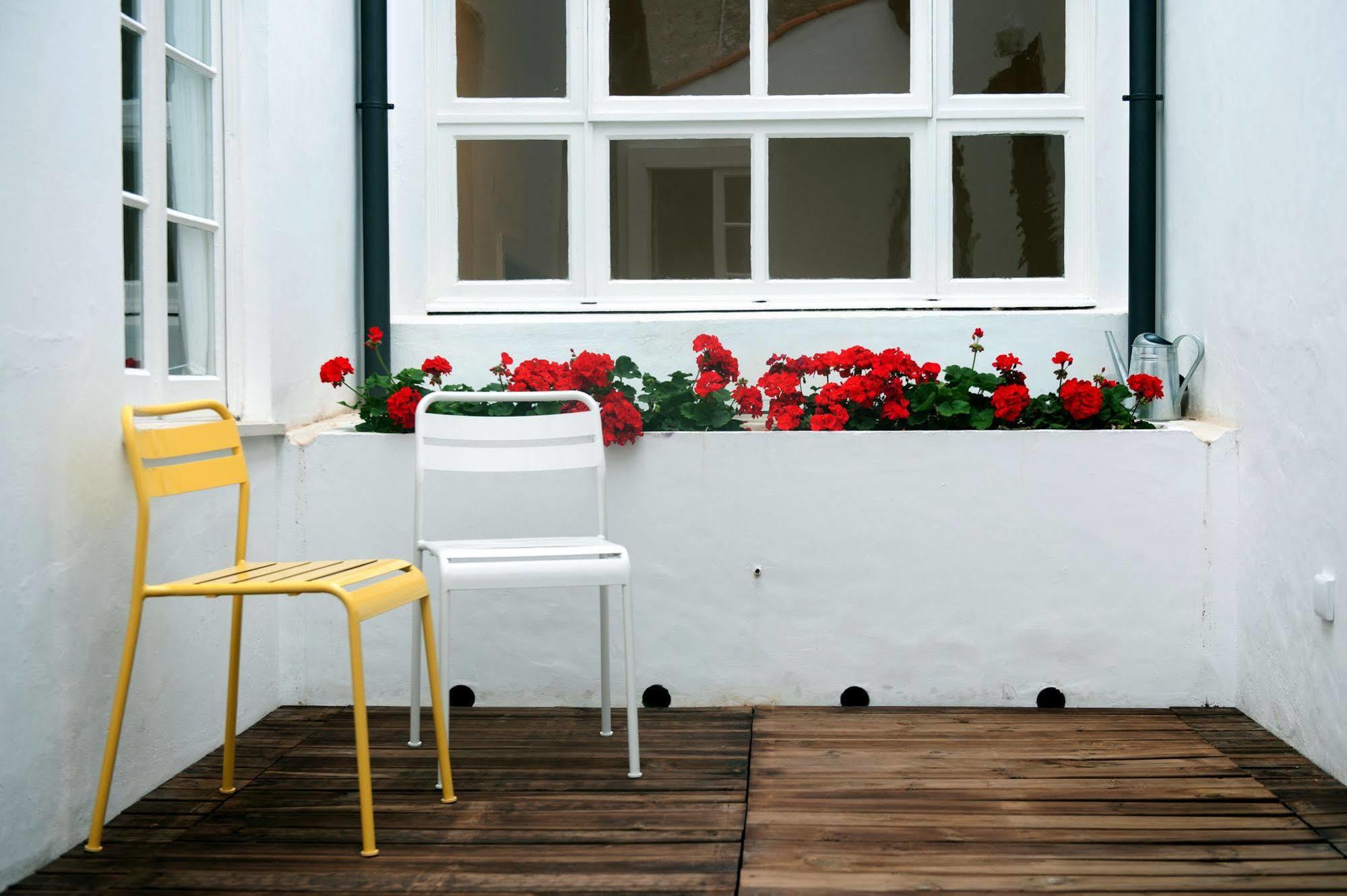 Coimbra Vintage Lofts Apartments ภายนอก รูปภาพ